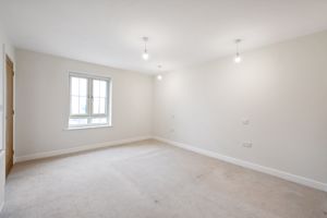 Guest bedroom with ensuite- click for photo gallery